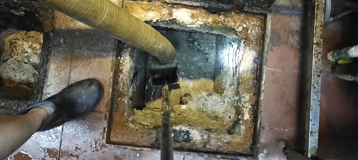 龙凤化油池清理-污水池清掏